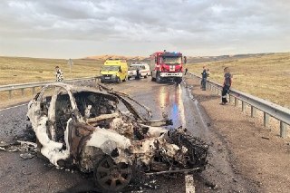 Смертельная авария с бензовозом: легковушка взорвалась на трассе